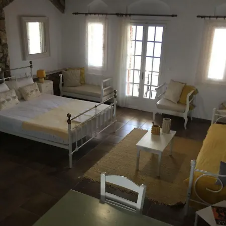 Vareladiko Lejlighedshotel 3*