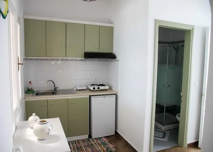 アパートホテル Vareladiko アリンダ